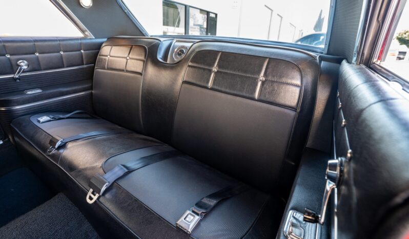 
								1962 Chevrolet Impala Sport Coupe 4-Speed full									