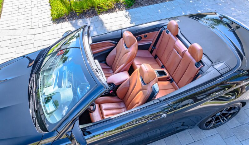 
								2016 BMW M4 Convertible full									