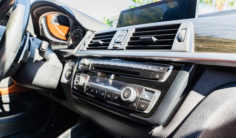 
								2016 BMW M4 Convertible full									