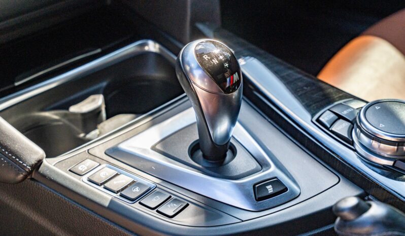 
								2016 BMW M4 Convertible full									