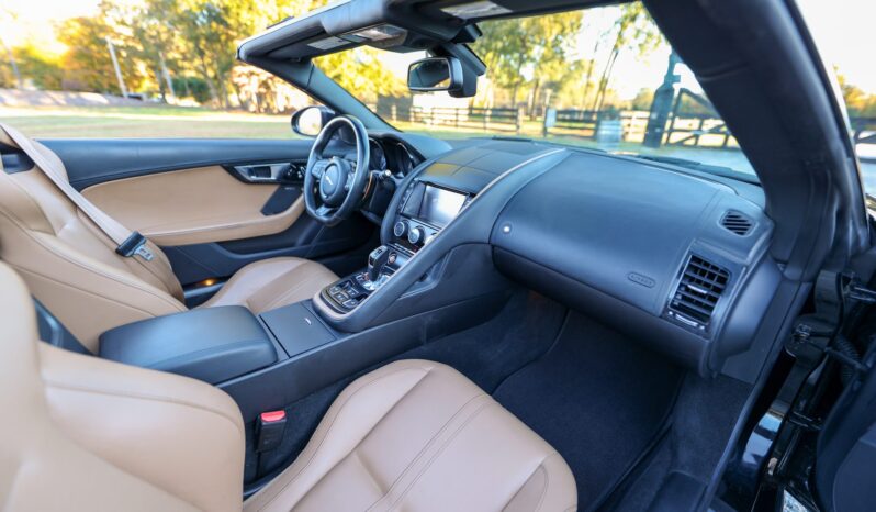 
								2014 Jaguar F-Type V8 S Convertible full									