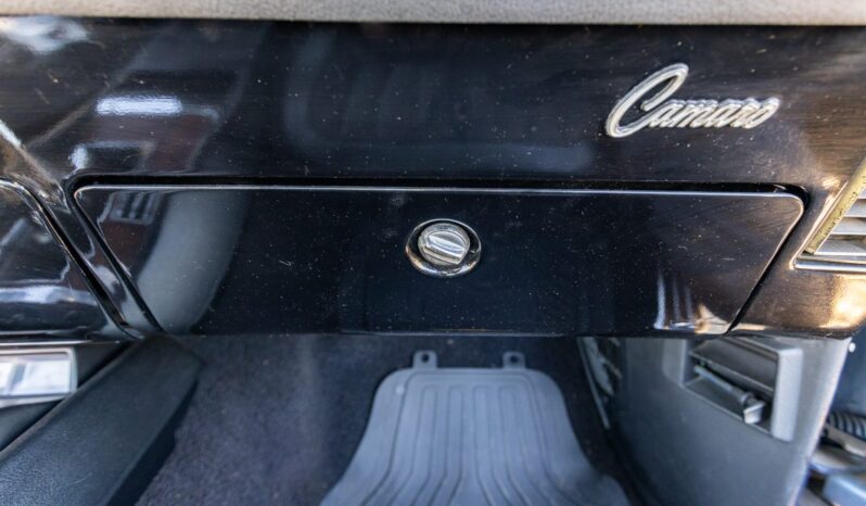 
								1969 Chevrolet Camaro Z28 Coupe 4-Speed full									