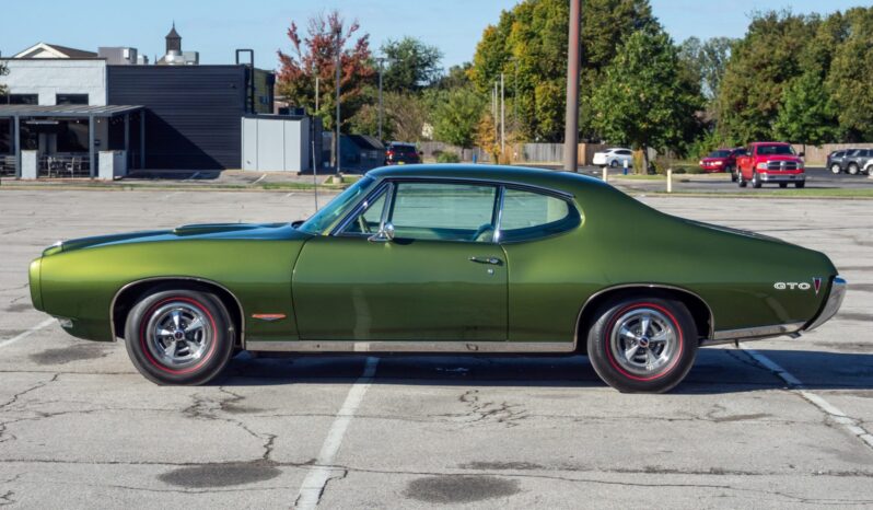 1968 Pontiac GTO 4-Speed 1