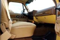 
										1977 GMC K1500 High Sierra 4×4 full									