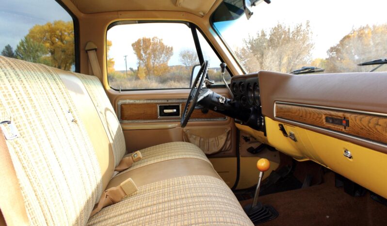 
								1977 GMC K1500 High Sierra 4×4 full									