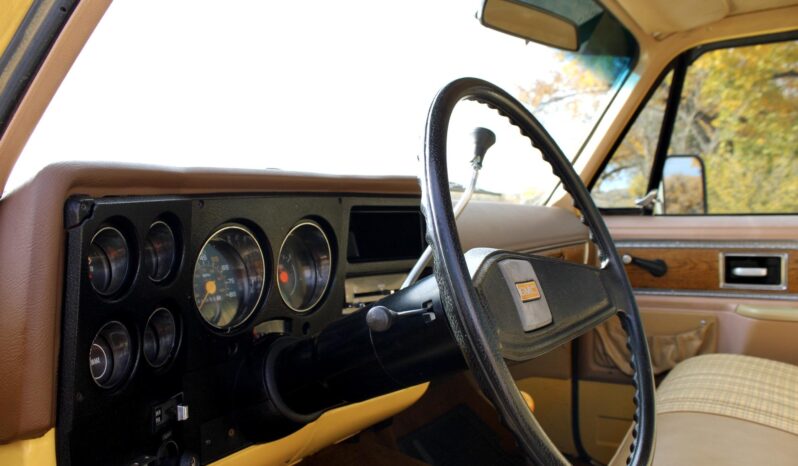 
								1977 GMC K1500 High Sierra 4×4 full									