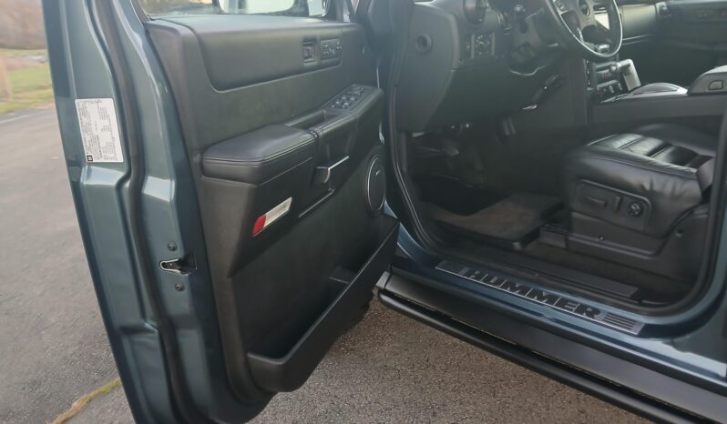 
								2005 Hummer H2 SUT full									