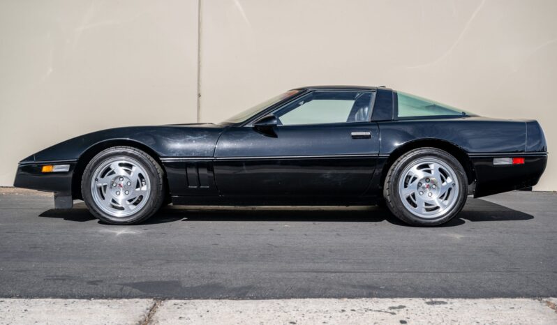 
								1990 Chevrolet Corvette ZR-1 full									