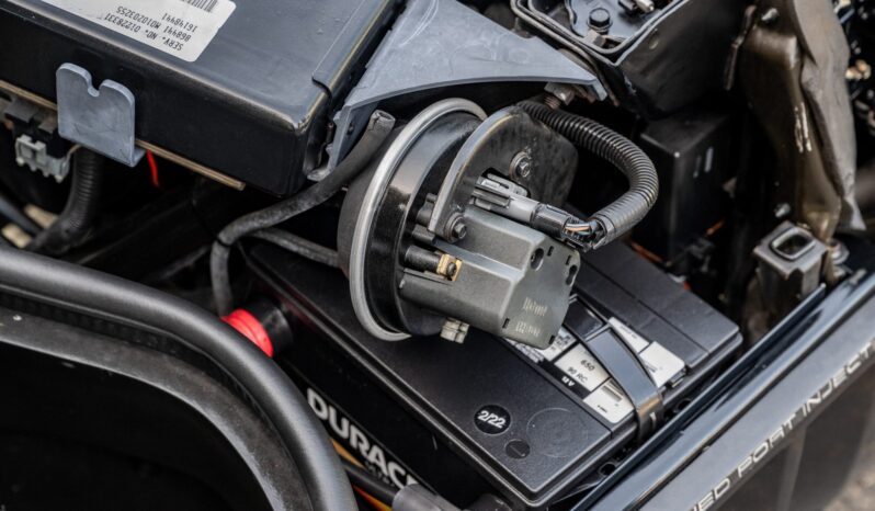 
								1990 Chevrolet Corvette ZR-1 full									