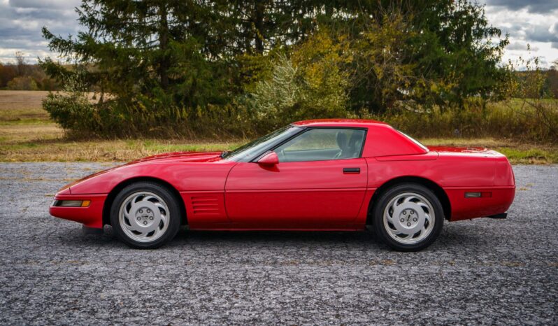
								1991 Chevrolet Corvette Convertible full									