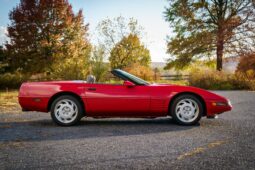 
										1991 Chevrolet Corvette Convertible full									
