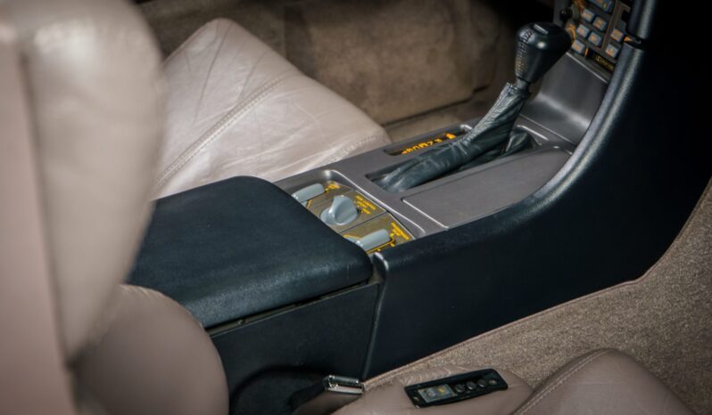 
								1991 Chevrolet Corvette Convertible full									