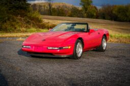 
										1991 Chevrolet Corvette Convertible full									