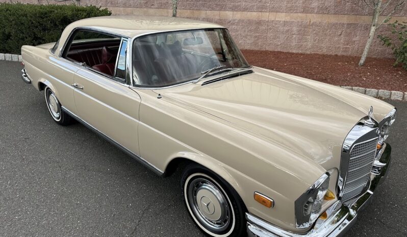 1969 Mercedes-Benz 280SE Coupe 1