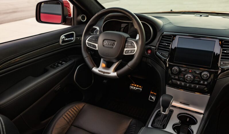 
								2021 Jeep Grand Cherokee Trackhawk full									