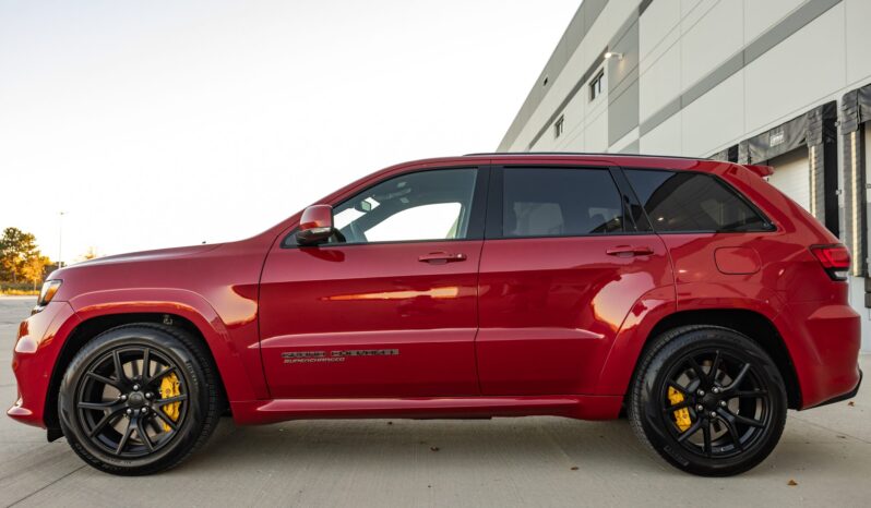 
								2021 Jeep Grand Cherokee Trackhawk full									
