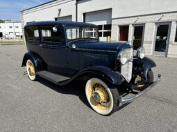 
										1932 Ford Model 18 Deluxe Tudor Sedan full									