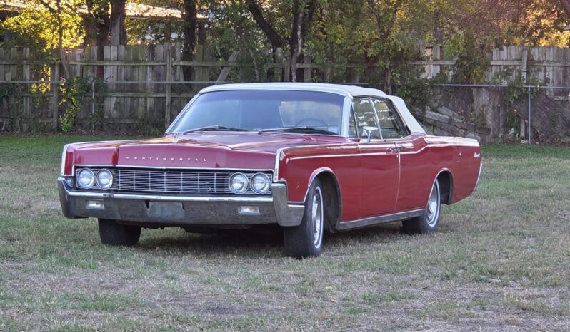 
								1967 Lincoln Continental Convertible full									