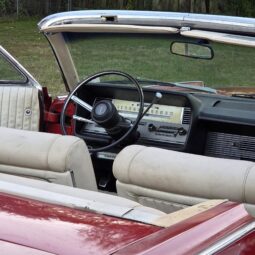 
										1967 Lincoln Continental Convertible full									
