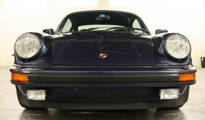 
								1983 Porsche 911 Turbo full									