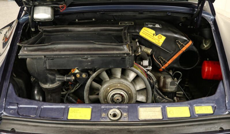 
								1983 Porsche 911 Turbo full									