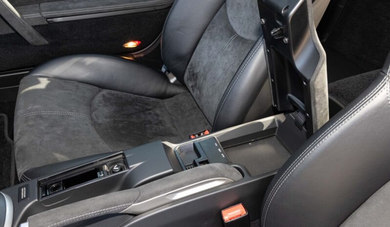 
								2012 Porsche 911 Carrera GTS full									