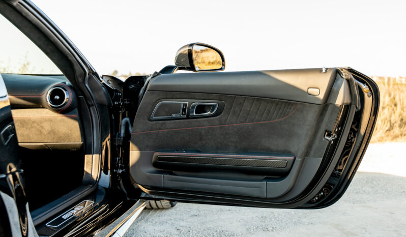 
								2018 Mercedes-AMG GT C Roadster full									