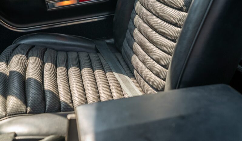 
								1969 Ford Mustang Mach 1 4-Speed full									