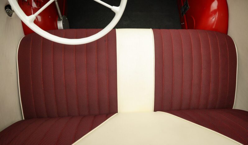 
								1957 BMW Isetta 300 full									