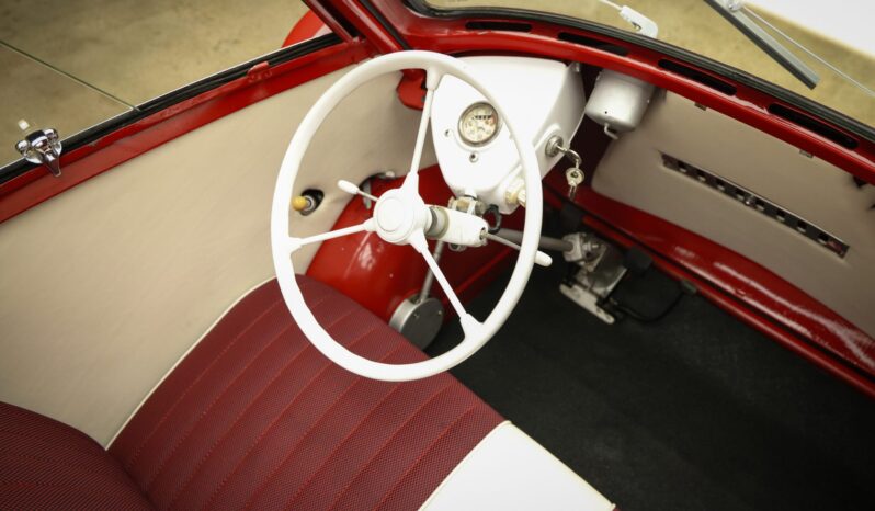 
								1957 BMW Isetta 300 full									