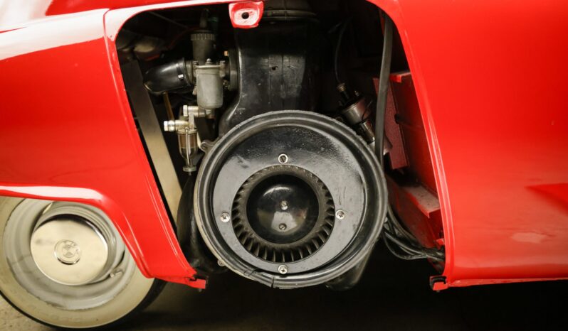 
								1957 BMW Isetta 300 full									