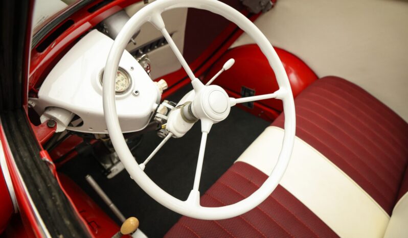 
								1957 BMW Isetta 300 full									