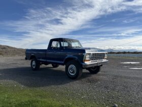 1979 Ford F-250 Custom 4×4 4-Speed