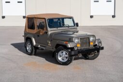 
										1991 Jeep Wrangler Sahara 4.0L 5-Speed full									