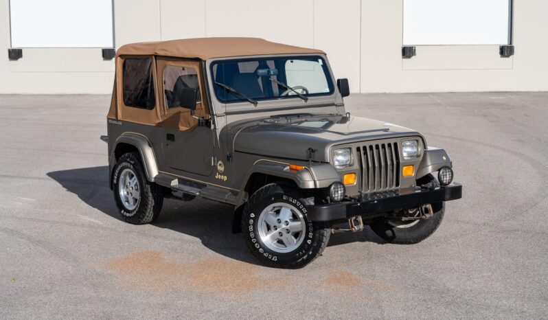 
								1991 Jeep Wrangler Sahara 4.0L 5-Speed full									