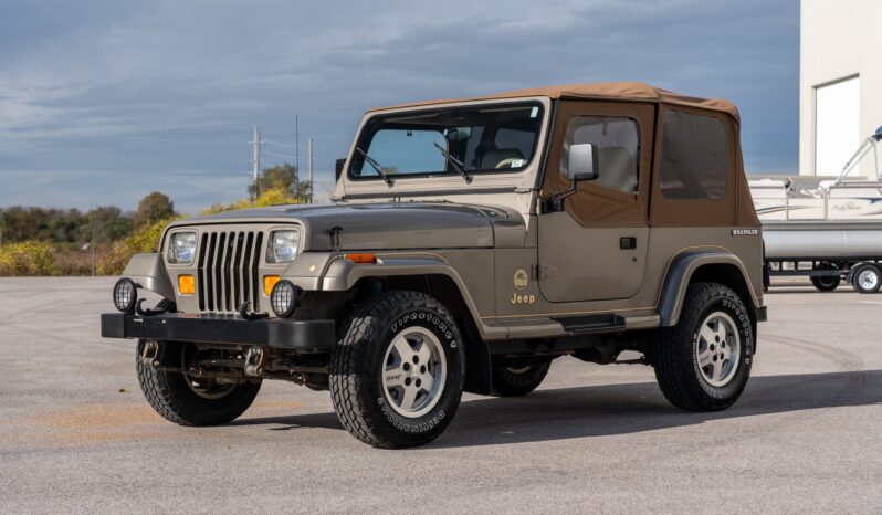 
								1991 Jeep Wrangler Sahara 4.0L 5-Speed full									
