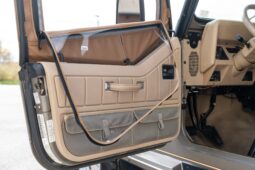 
										1991 Jeep Wrangler Sahara 4.0L 5-Speed full									