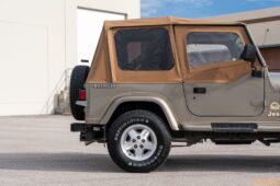 
										1991 Jeep Wrangler Sahara 4.0L 5-Speed full									