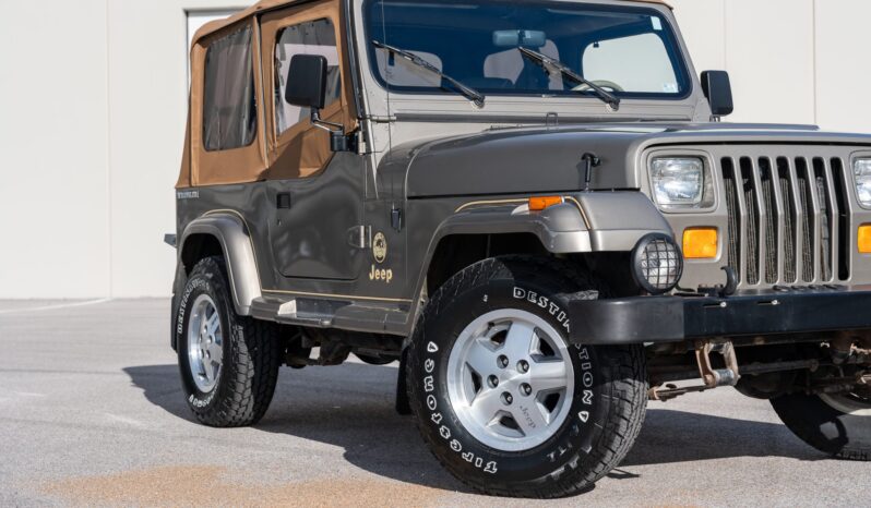 1991 Jeep Wrangler Sahara 4.0L 5-Speed 1