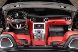 
										2012 Mercedes-Benz SLS AMG Roadster full									