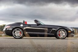 
										2012 Mercedes-Benz SLS AMG Roadster full									