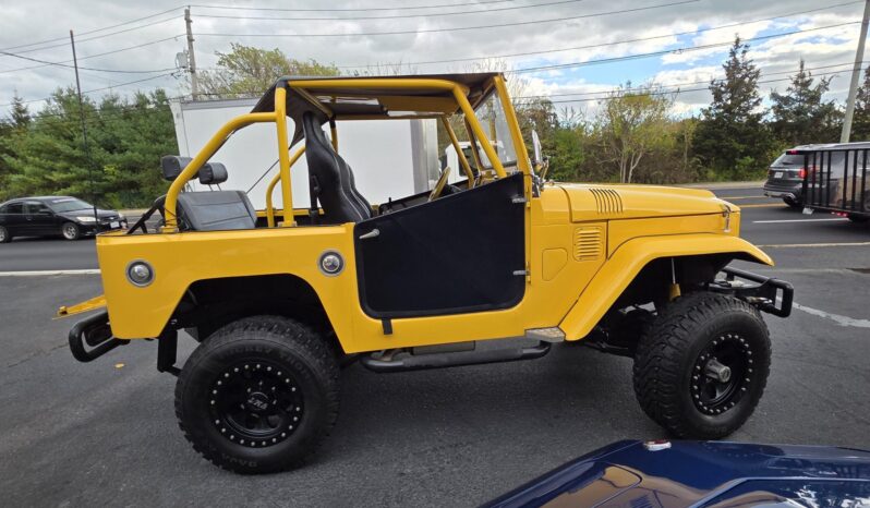 
								1967 Toyota Land Cruiser FJ40 full									