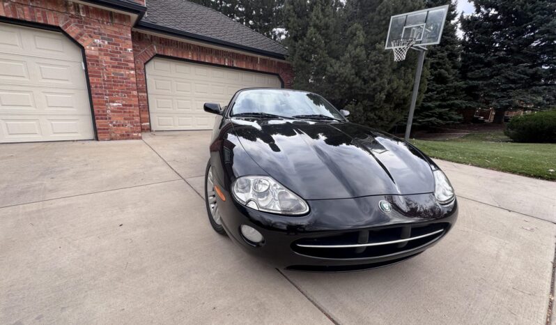 
								2005 Jaguar XK8 Convertible full									