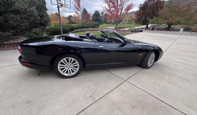 
								2005 Jaguar XK8 Convertible full									