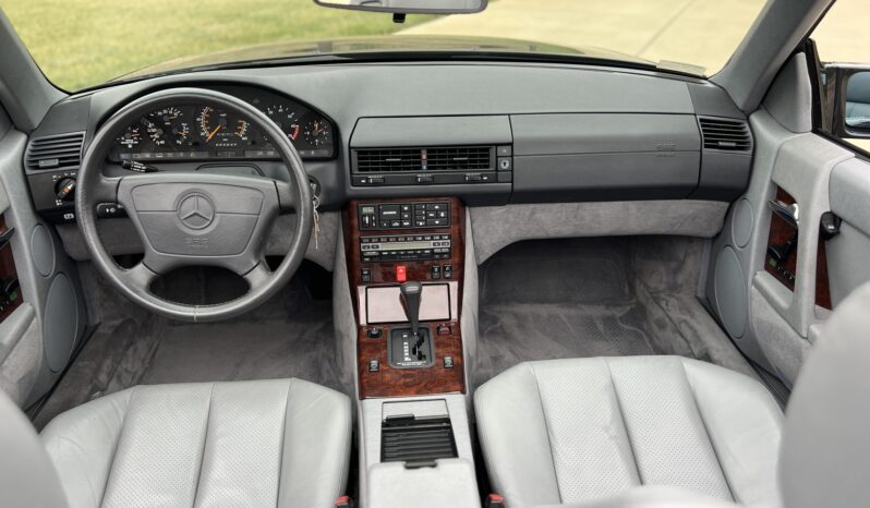 
								1992 Mercedes-Benz 500SL full									