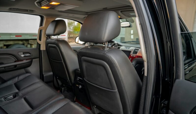 
								2012 Cadillac Escalade Premium full									