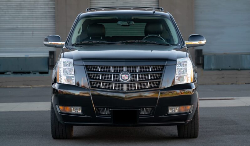 
								2012 Cadillac Escalade Premium full									