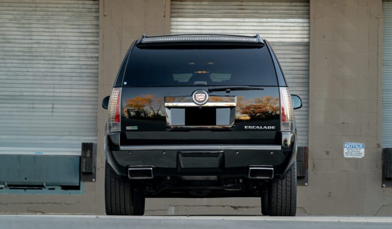 
								2012 Cadillac Escalade Premium full									