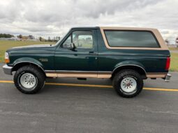 
										1995 Ford Bronco XLT full									
