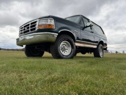 
										1995 Ford Bronco XLT full									